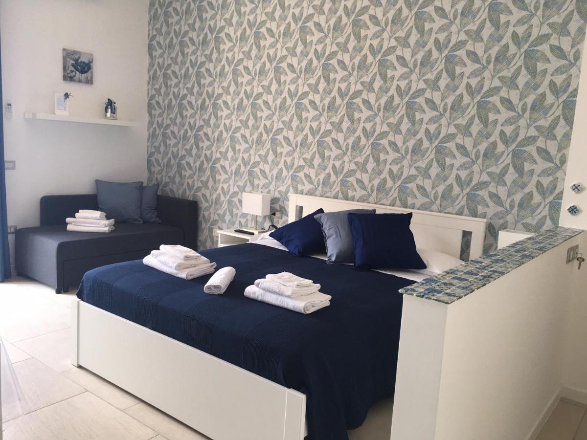 La Dimora Delle Sirene Apartment Salerno Bagian luar foto