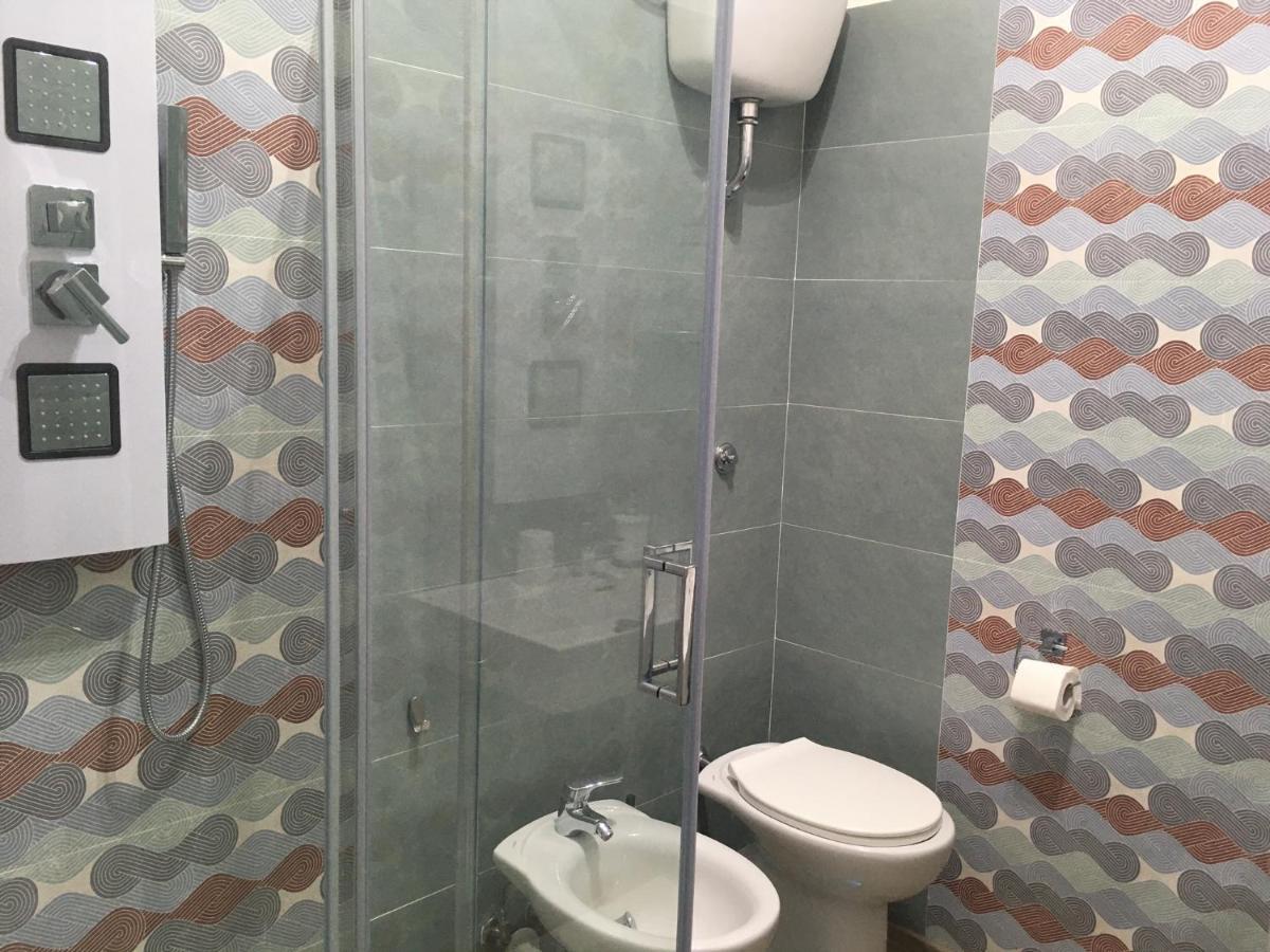 La Dimora Delle Sirene Apartment Salerno Bagian luar foto